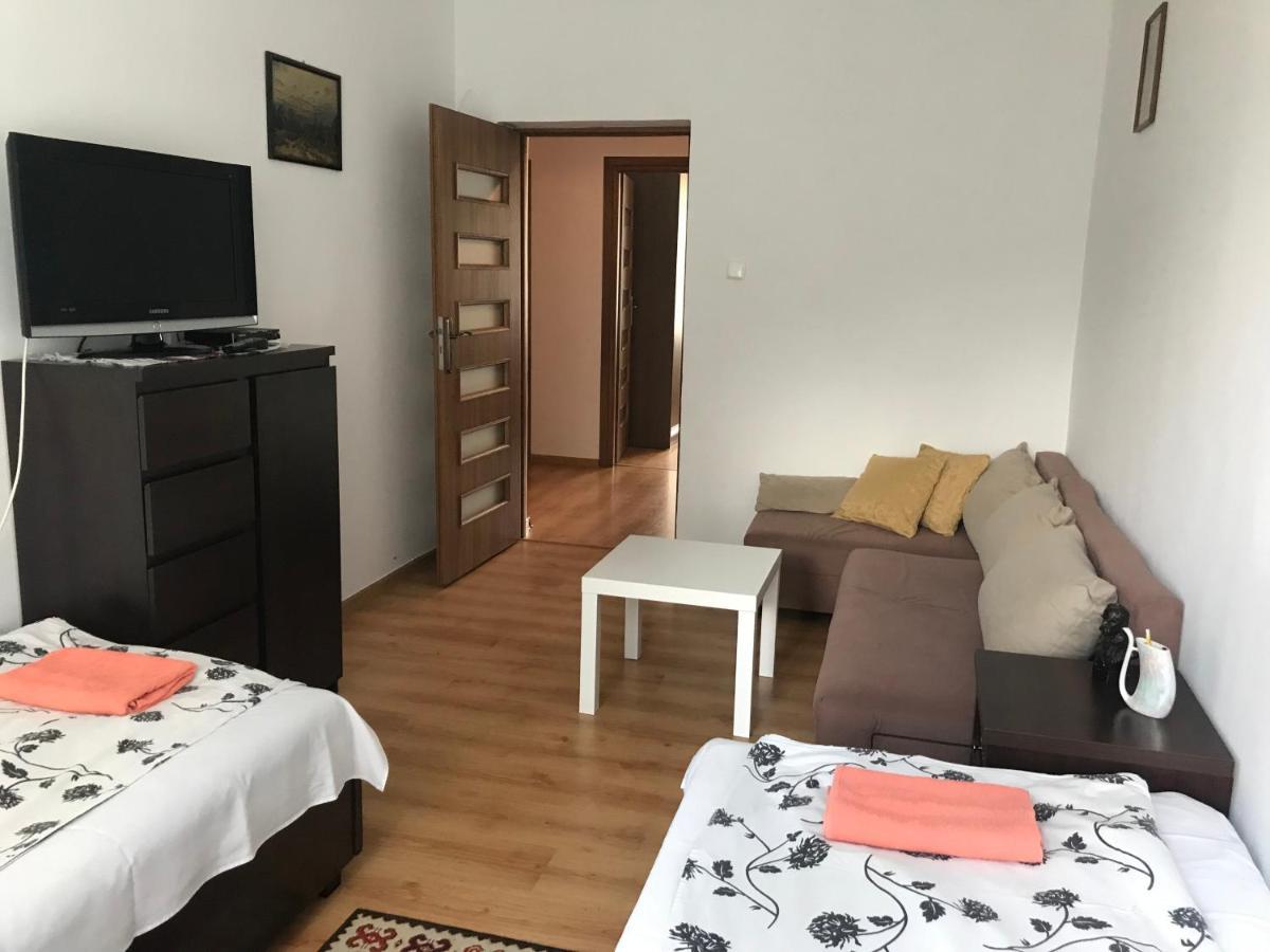 Mieszkanie Dla Turystow Sandomierz Bagian luar foto